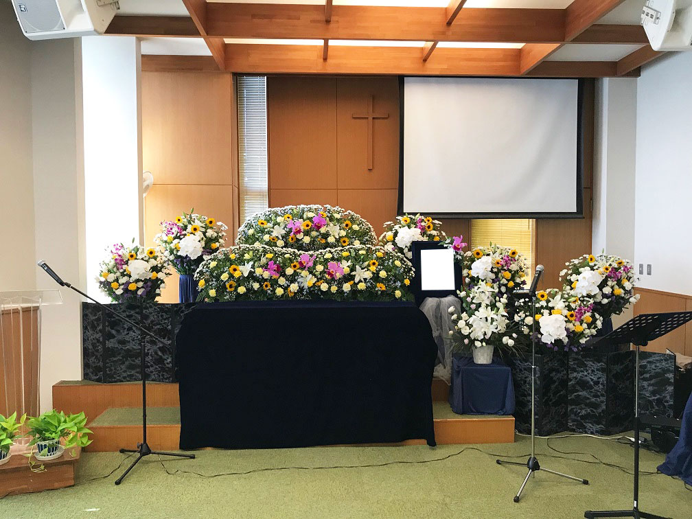 横浜市磯子区教会での一般葬